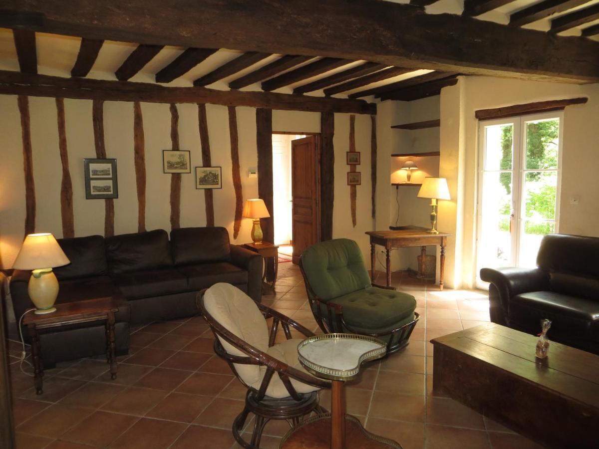 Villa La Ferme De Montboulan Salbris Exterior foto