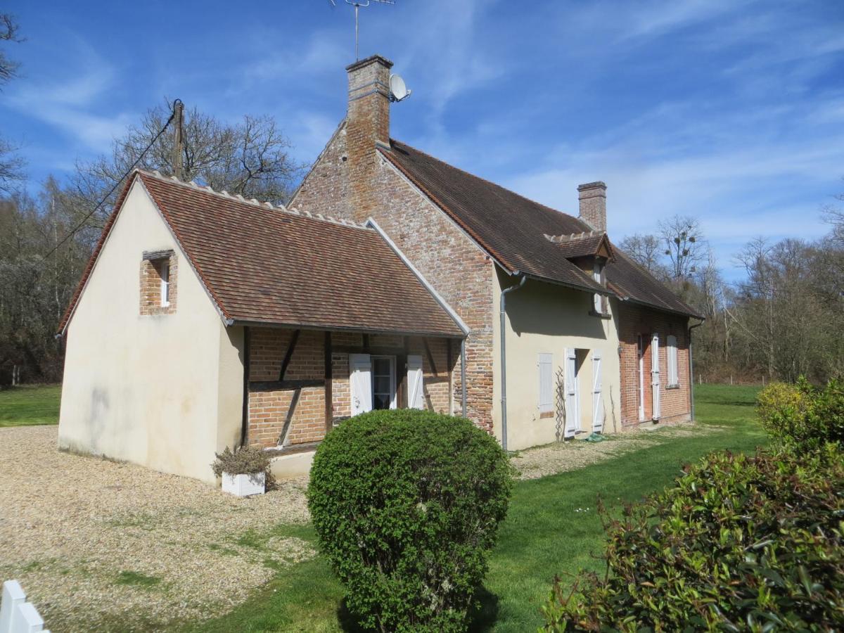 Villa La Ferme De Montboulan Salbris Exterior foto