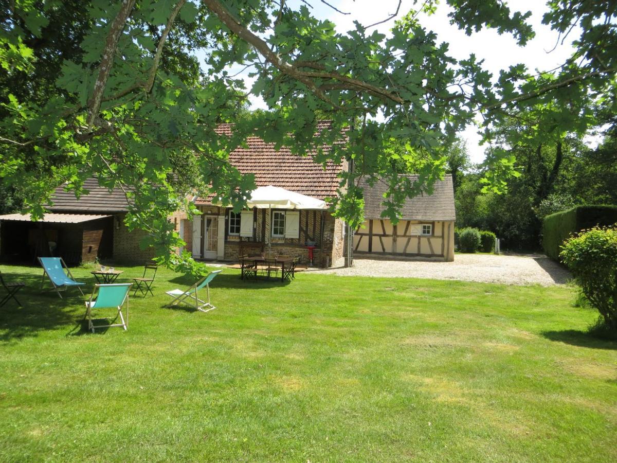Villa La Ferme De Montboulan Salbris Exterior foto